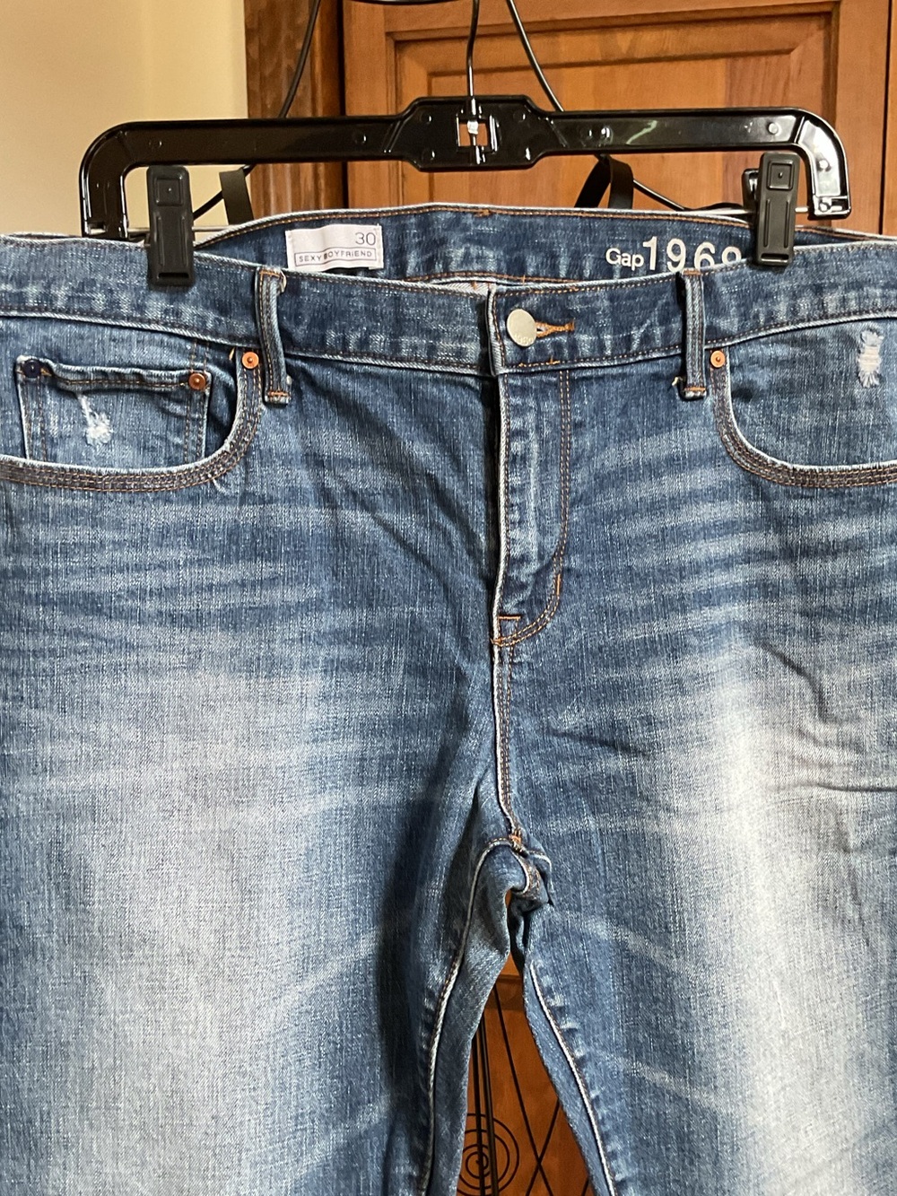 Gap Sexy boyfriend jeans, Size 30 - Picture 4 of 7